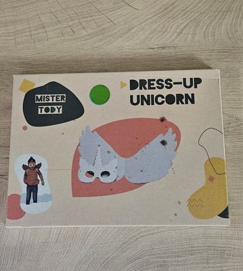 Deguisement a colorier Licorne