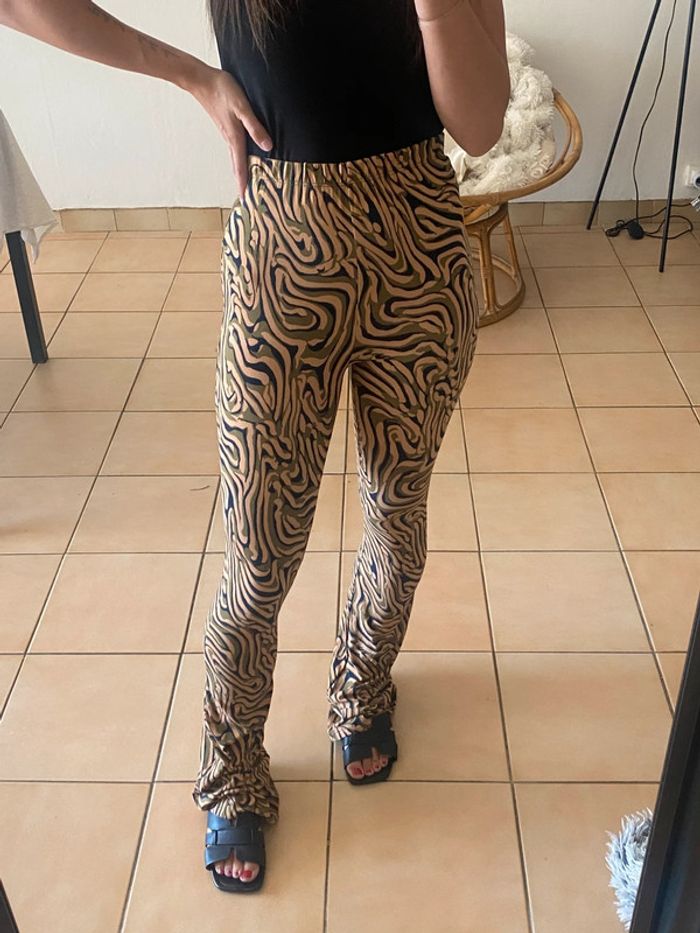 Pantalon à jambes larges zébré - photo numéro 2