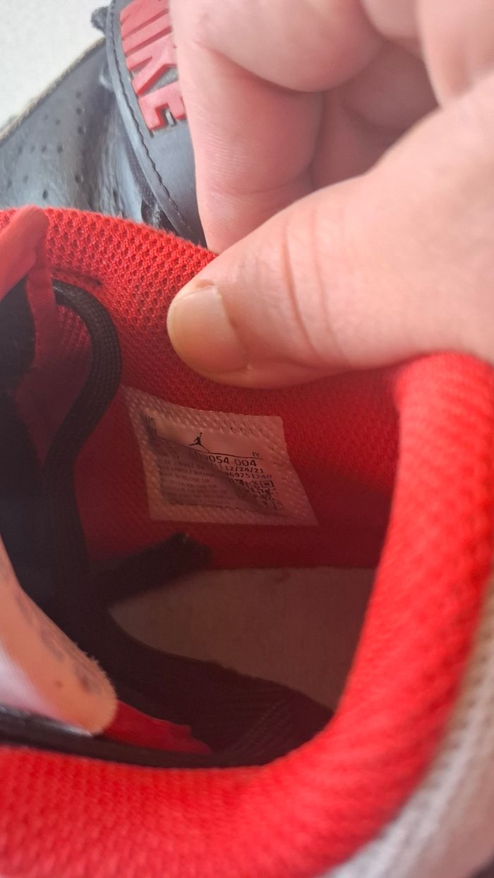 Baskets Nike Jordan pointure 38,5 gargon - photo numéro 7