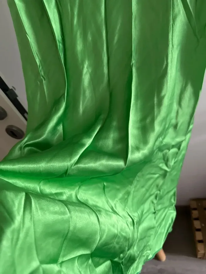 Jupe longue satin verte - photo numéro 3