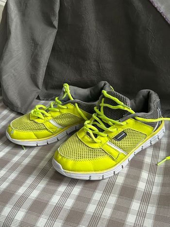 Baskets de sport enfant fille 