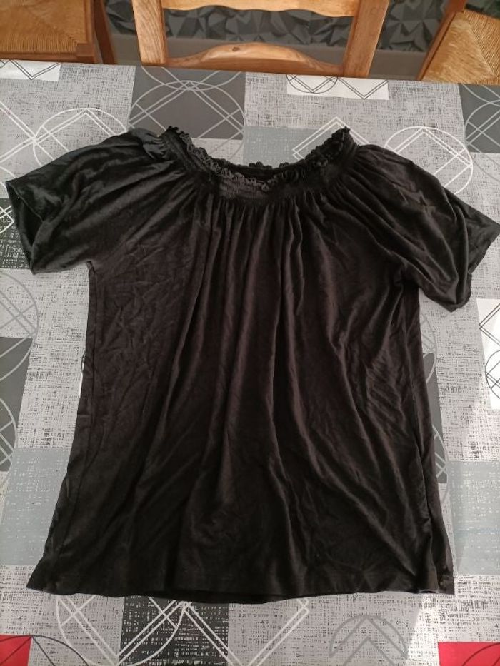 Tee shirt ample