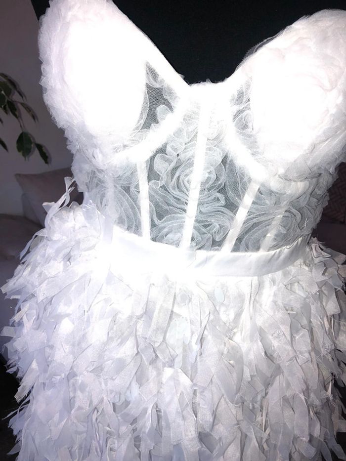 🌼Robe de mariée à plumes🌼 - photo numéro 3