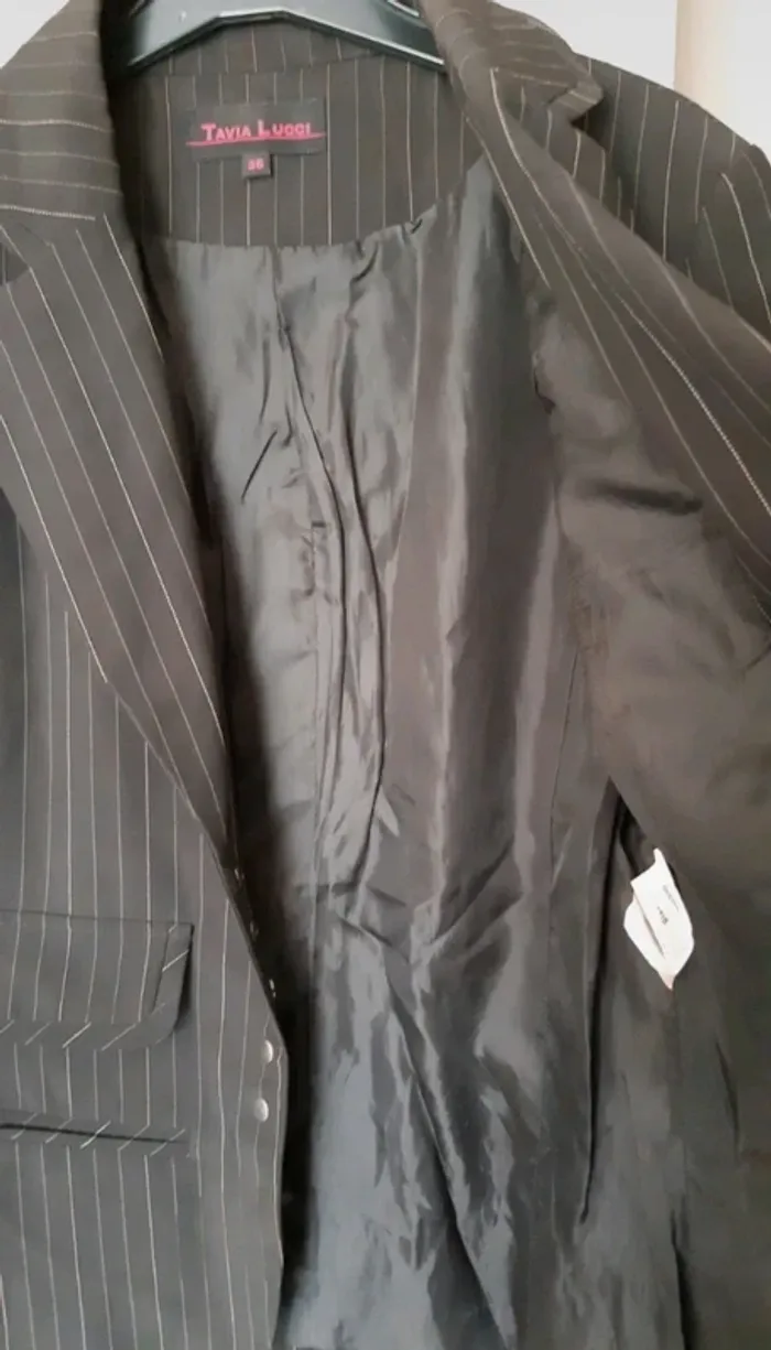 Veste tailleur cintrée taille 36 - photo numéro 7