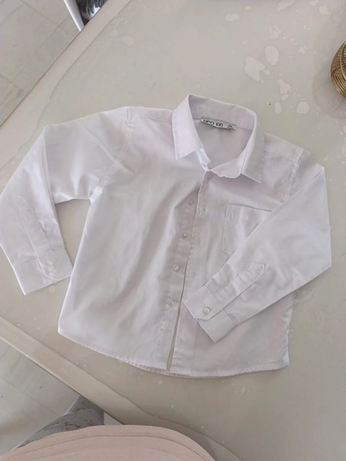 Chemise blanche 4 ans neuve - photo numéro 2