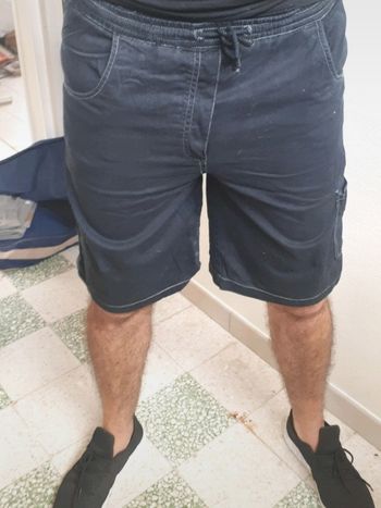 Short noir  enfant taille 14 ans Kiabi