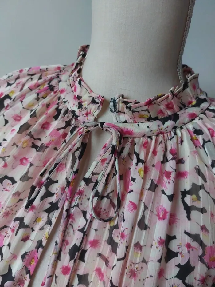 Blouse en voile légèrement satinée - photo numéro 3