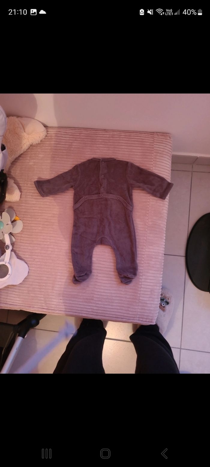 4 pyjama multi marque - photo numéro 7