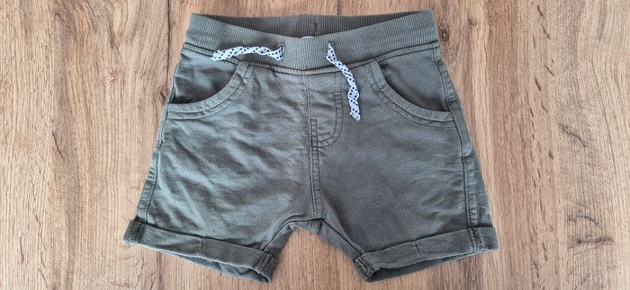 Short gemo kaki