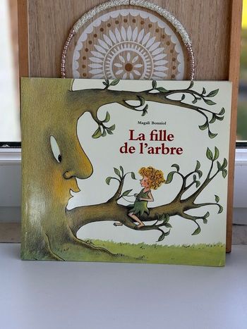 Livre la fille de l’arbre 