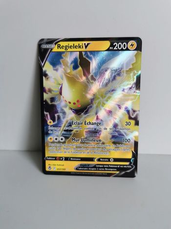 Carte Pokémon Regieleki V 057/195
