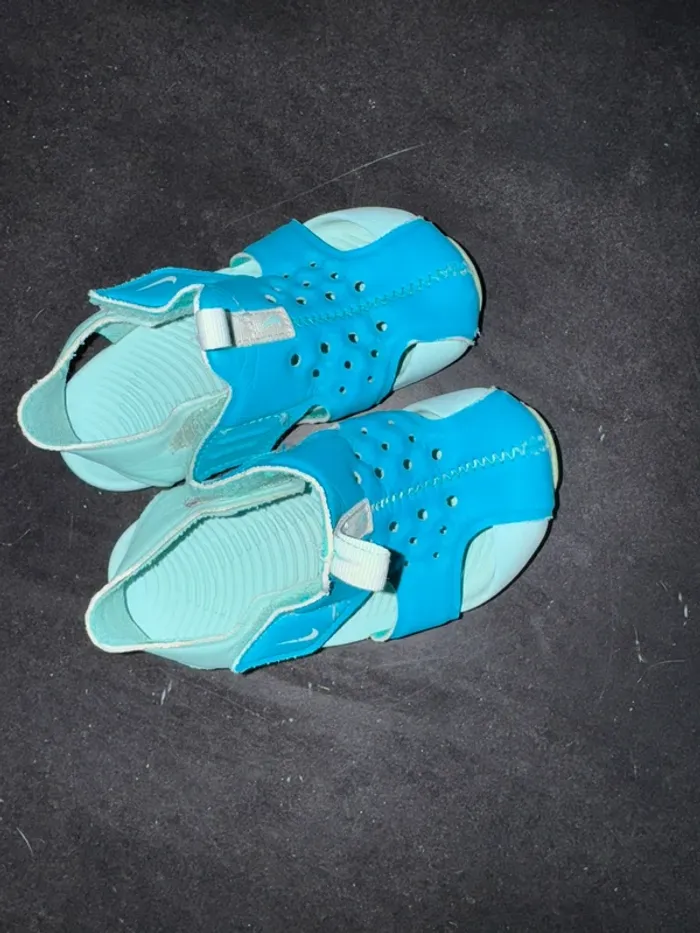 Nike d’eau 23.5
