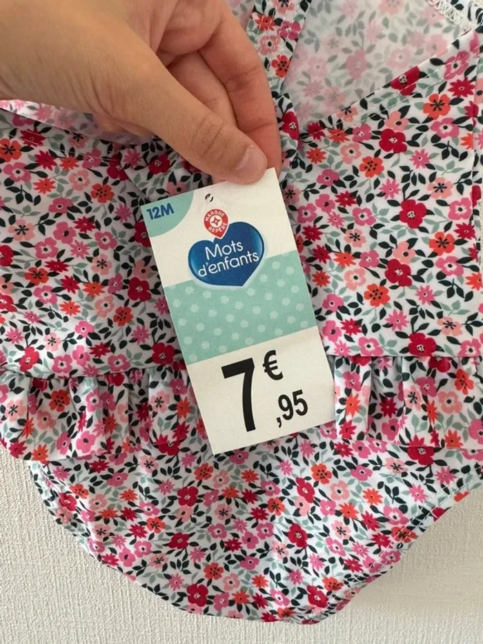 Maillot de bain une pièce - taille 12 mois 🌸 - photo numéro 3