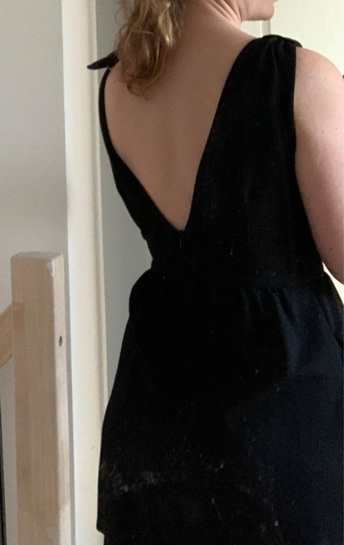 Robe noire - photo numéro 2