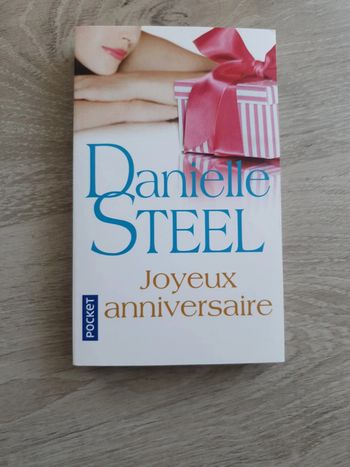 Livre "joyeux anniversaire"