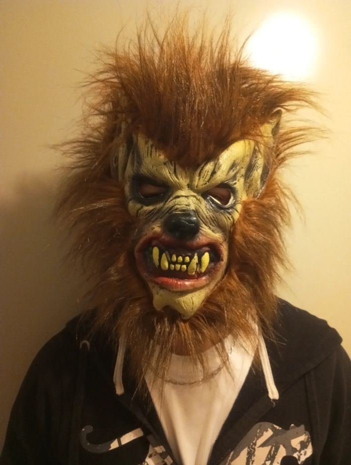 Masque de loup garou.déguisement  adulte
