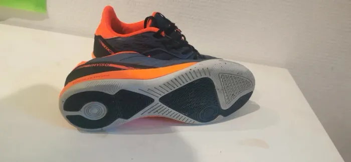 Basket futsal taille 36 - photo numéro 2