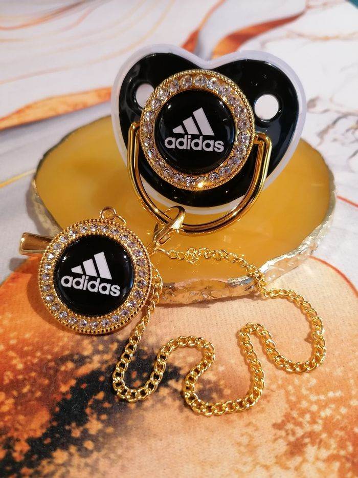 Sucette tétine Adidas - photo numéro 2