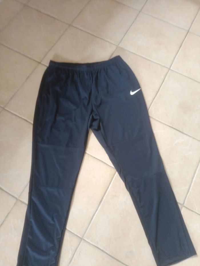 Bas de jogging homme Nike drifit - photo numéro 2