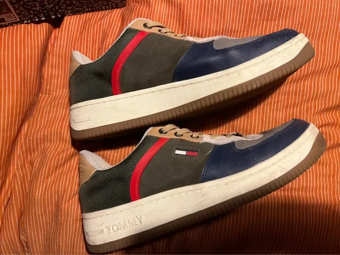 Basket Tommy Hilfiger officiel 2025 édition limité rare - photo numéro 4