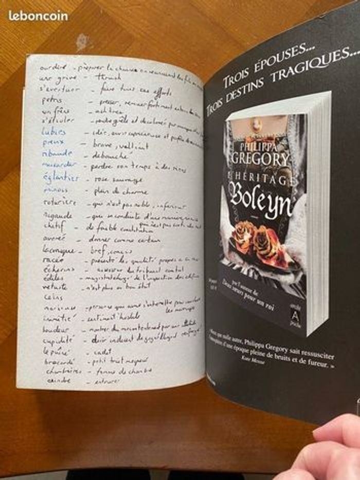 Livre La reine clandestine - Philippa Gregory - photo numéro 8