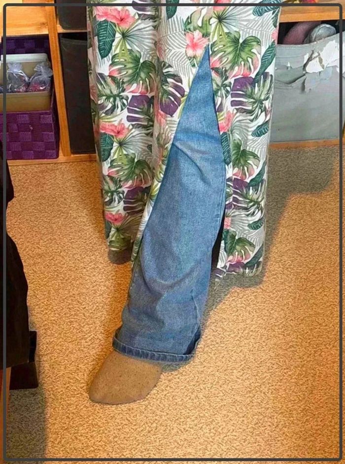 Robe longue fleurie taille 42/44 - photo numéro 2