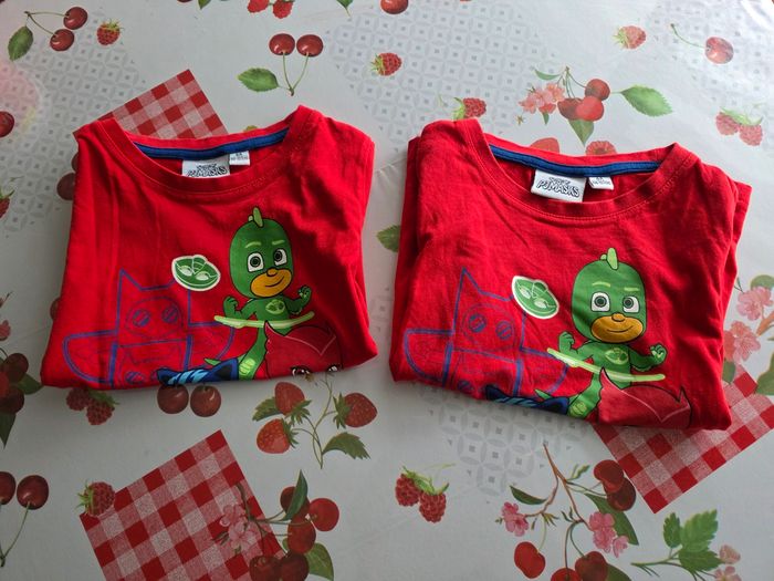 LOTS DE TEE-SHIRT PYMASKS 4ANS NEUF - photo numéro 5