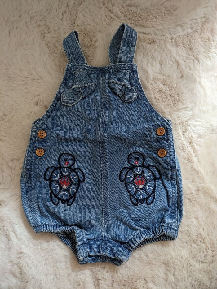 Barboteuse en denim bleu