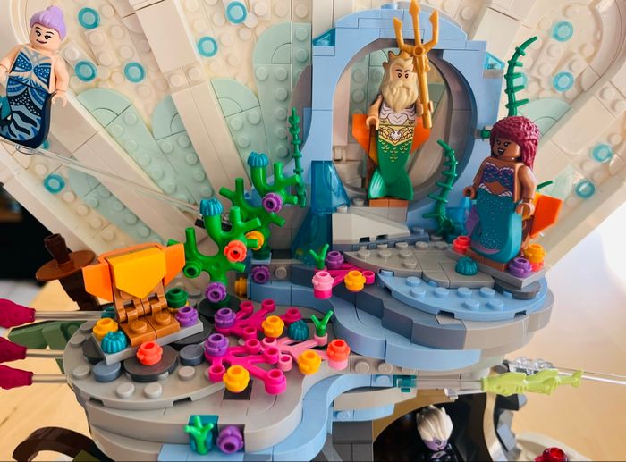 LEGO set 43225 Disney La Petite Sirène - The Little Mermaid - Complet - photo numéro 2
