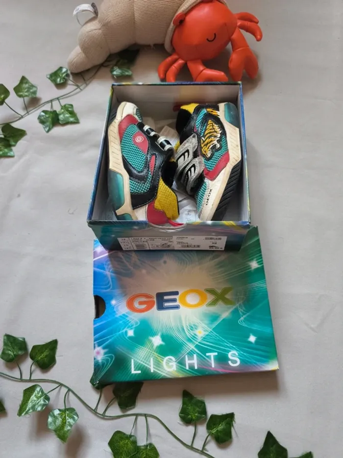 Paire de basket lumineuse 🍃 Geox - photo numéro 2