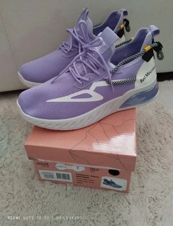Magnifique paire de baskets Best Mountain pointure 39.5