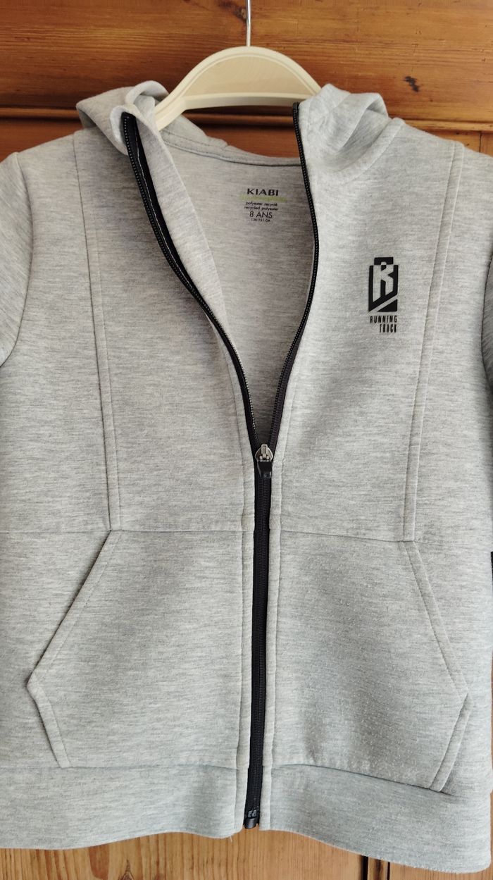 Ensemble de jogging garcon gris Kiabi 8 ans - photo numéro 3