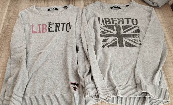 Lot de vêtements 8 ans - photo numéro 2