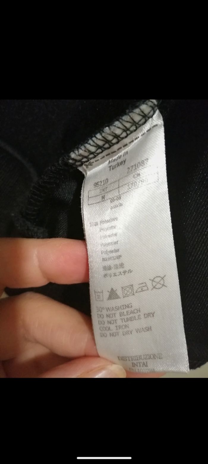 Belle veste  EAZ Emporio Armani noire. Taille M - photo numéro 10