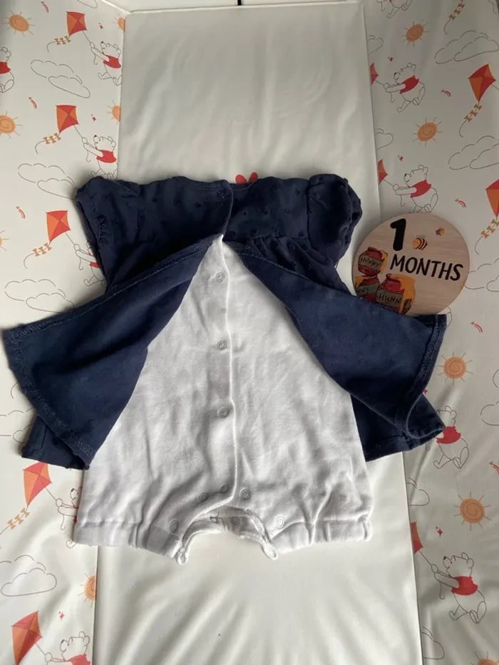 Combi-robe taille 1 mois - photo numéro 3