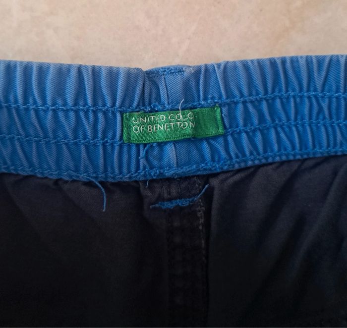 Short taille élastique 18 mois 👦 Beneton en TBE - photo numéro 2