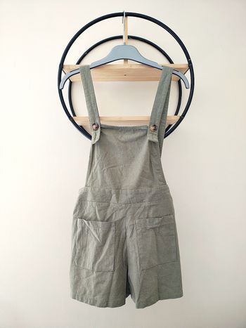 10 ans salopette short été kaki ( étiquette coupée)