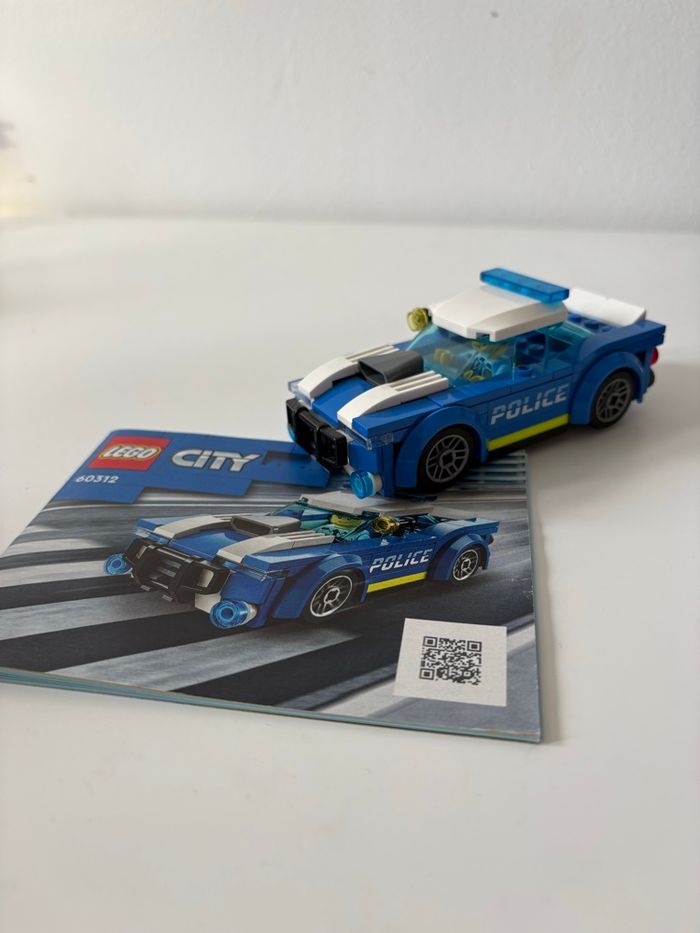 Lego voiture police