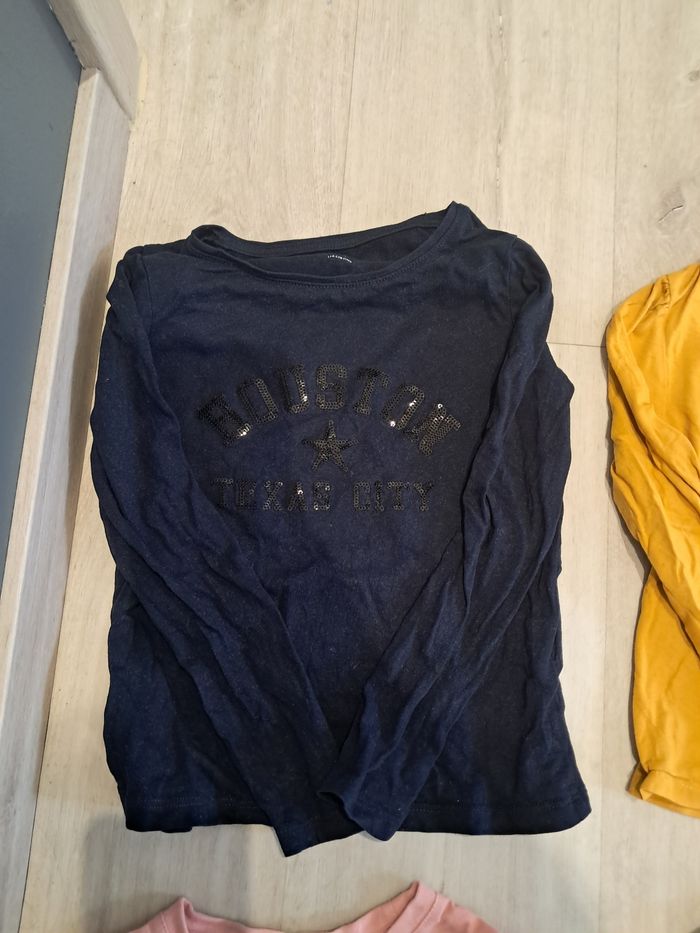 Lot de t shirts manches longues fille 6ans neufs - photo numéro 10