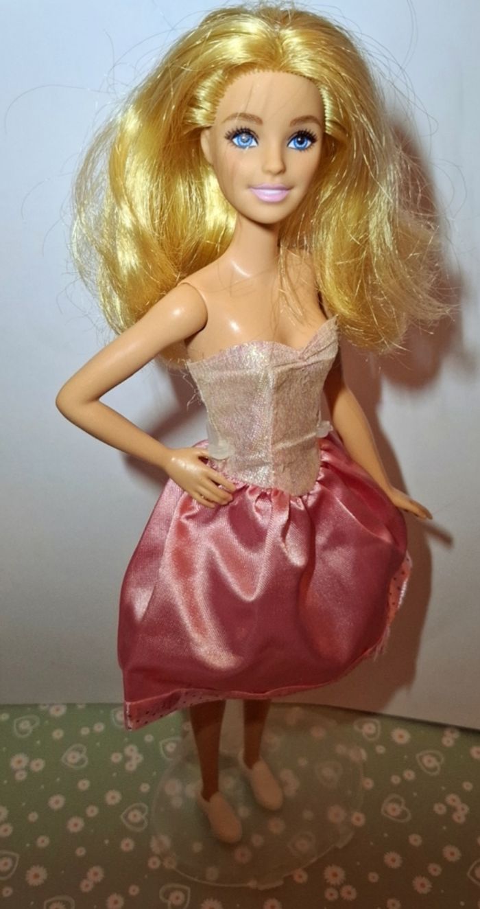 Lot barbie au club de tennis + livre Hachette - photo numéro 8