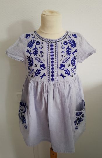 Robe bleue dpam 5 ans