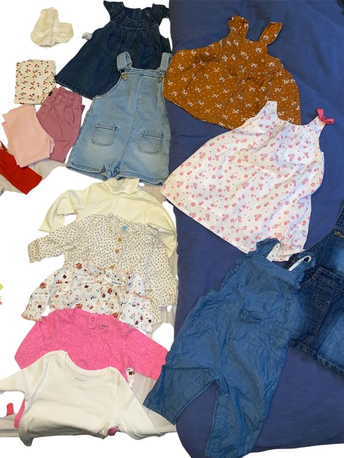 Lot vêtements vingtaine de pièces fille 9 mois - photo numéro 3