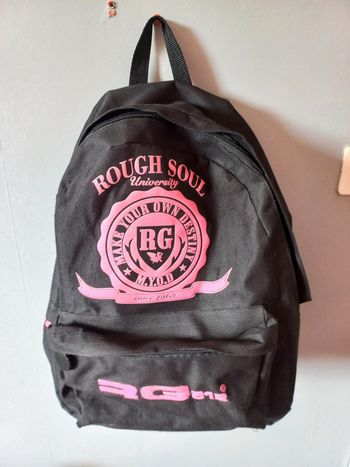 Sac à dos noir et rose