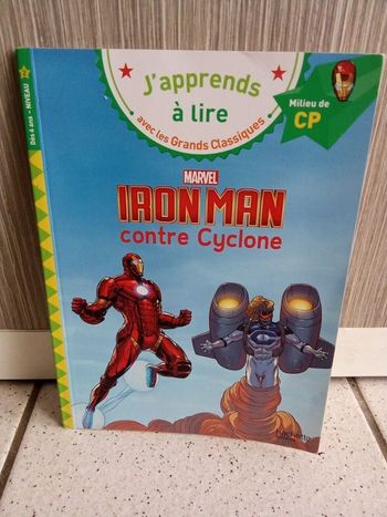 Livre scolaire j'apprends à lire milieu de cp marvel iron man  dès 6 ans