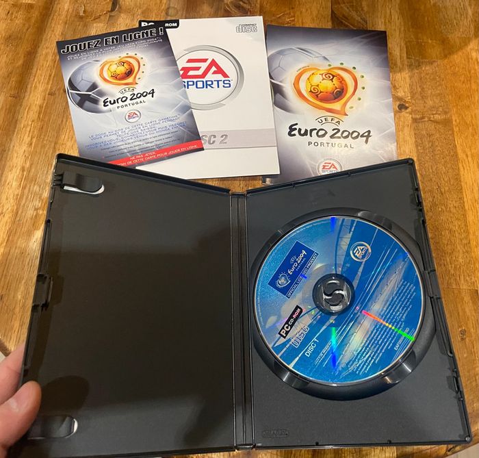 Euro 2004 uefa pc vintage - photo numéro 3