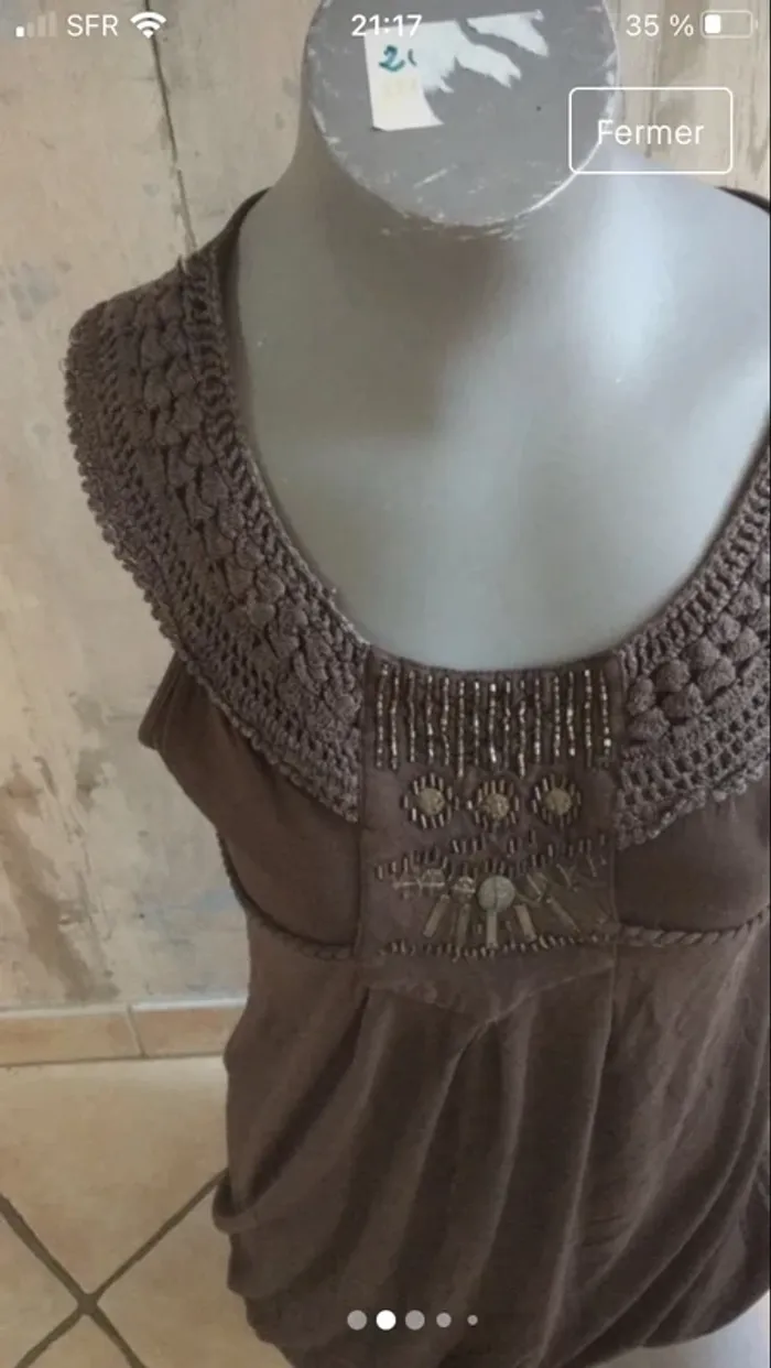 Joli lot en L /40 débardeur brodé et perles et chemise gaufrée - photo numéro 4
