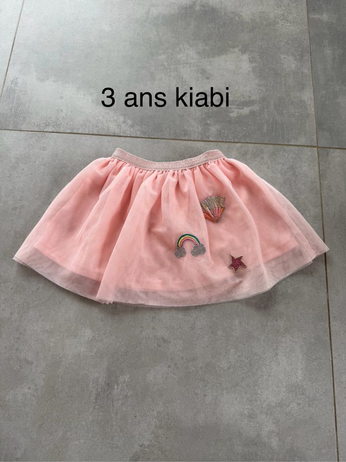 Jupe 3 ans kiabi rose avec patchs