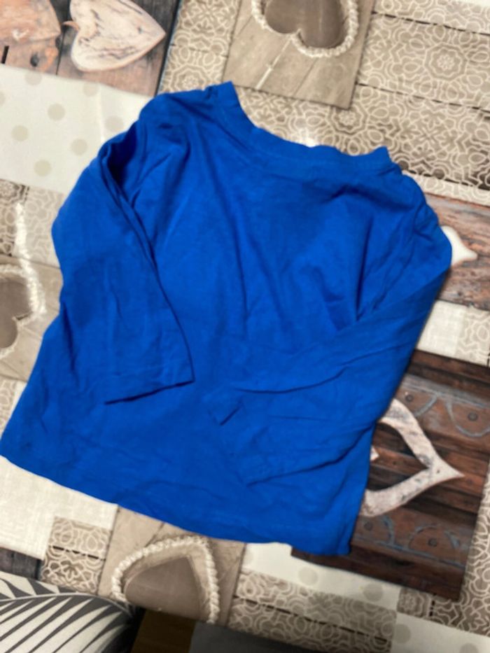 Tee shirt longues manches 2 ans - photo numéro 4
