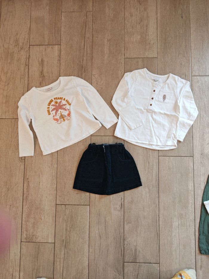 Lot de vêtements fille 4 ans