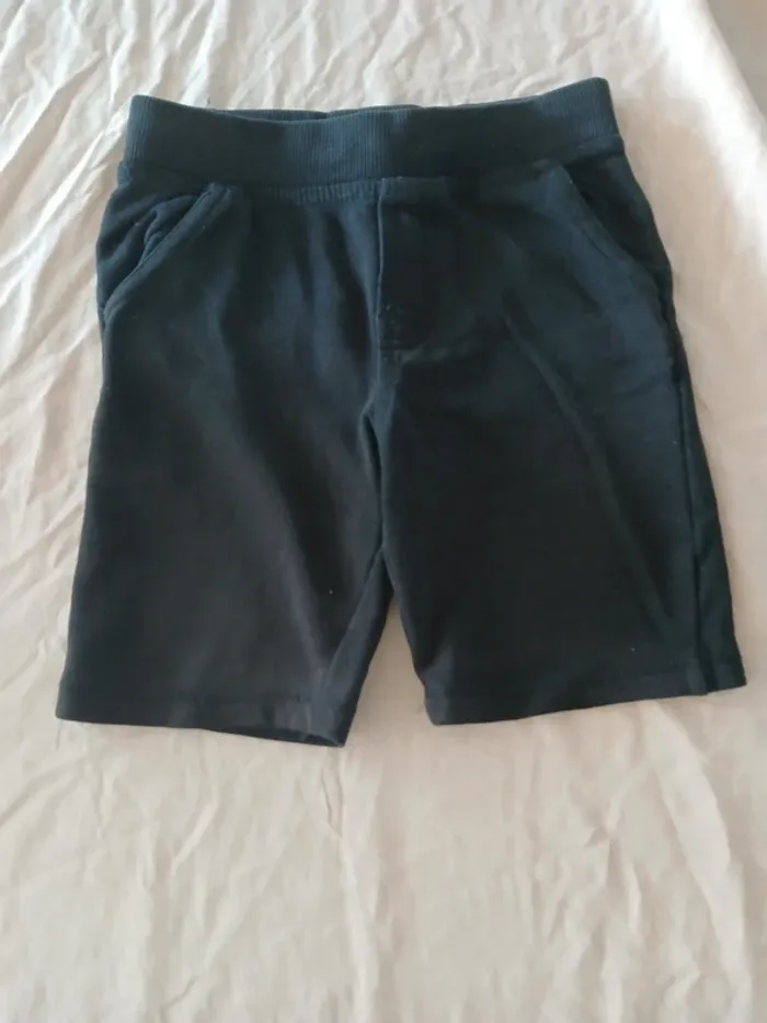 Short 4 ans - photo numéro 2